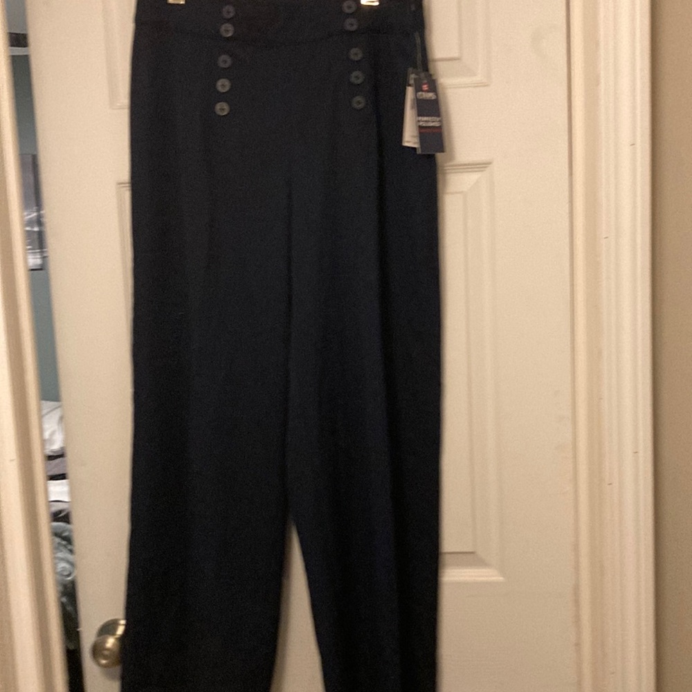 NWT navy wide leg trousers with button details in front, side zip